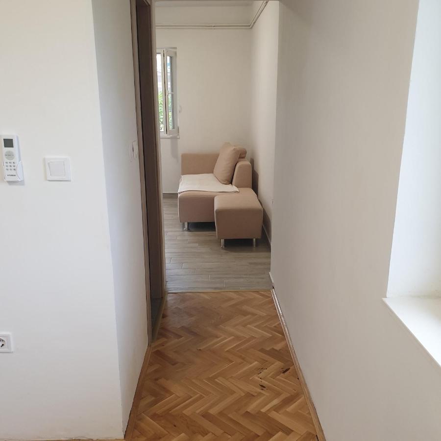 Apartman Murter Centar Apartment Luaran gambar