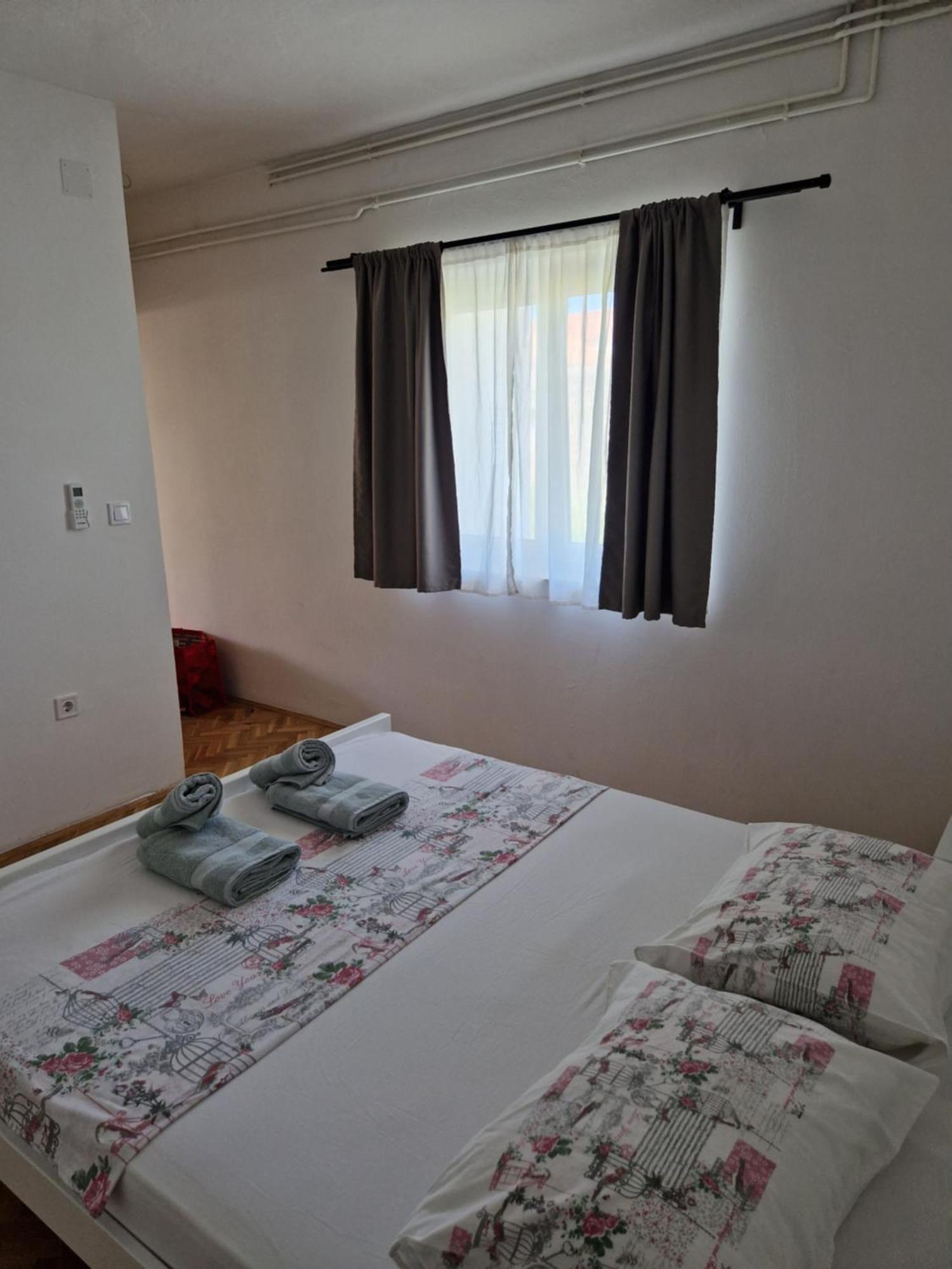 Apartman Murter Centar Apartment Bilik gambar